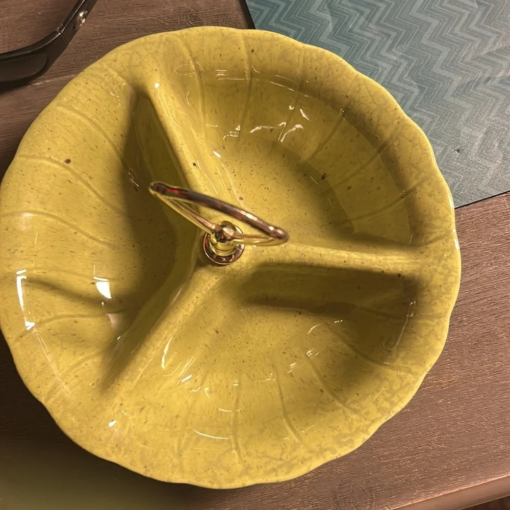 Lane & Co 1960 Ban‎ Nuys Cali - Green Ceramic Divided Serving Dish